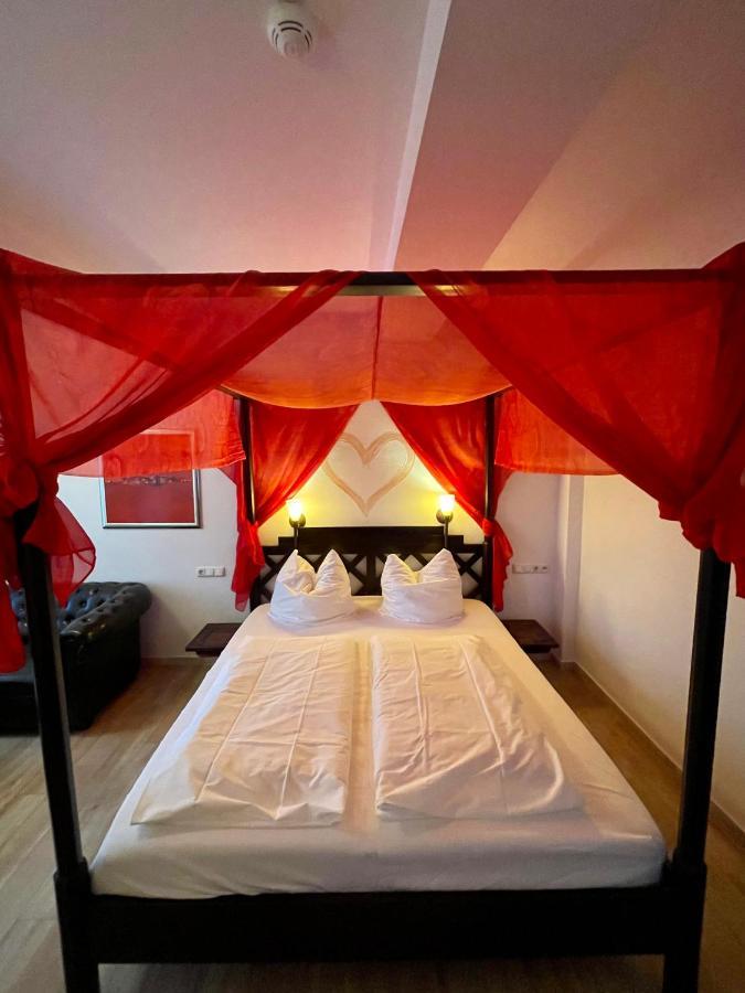 Hotel Zur Roemerbruecke Neuwied Ngoại thất bức ảnh